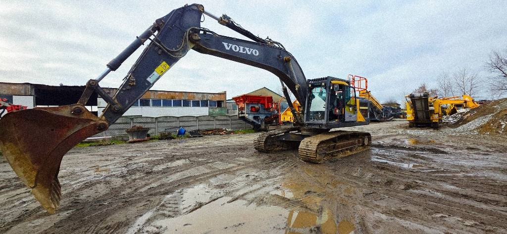 Volvo EC 300 EL - Excavator pe şenile: Foto 1 Volvo EC 300 EL - Excavator pe şenile: Foto 1