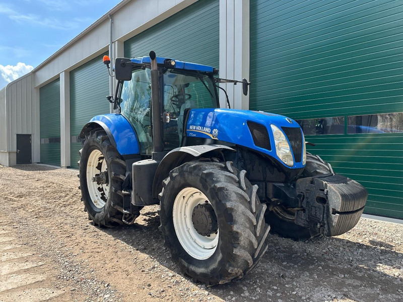 New Holland T7.235 Power Command - Tractor agricol: Foto 2 New Holland T7.235 Power Command - Tractor agricol: Foto 2