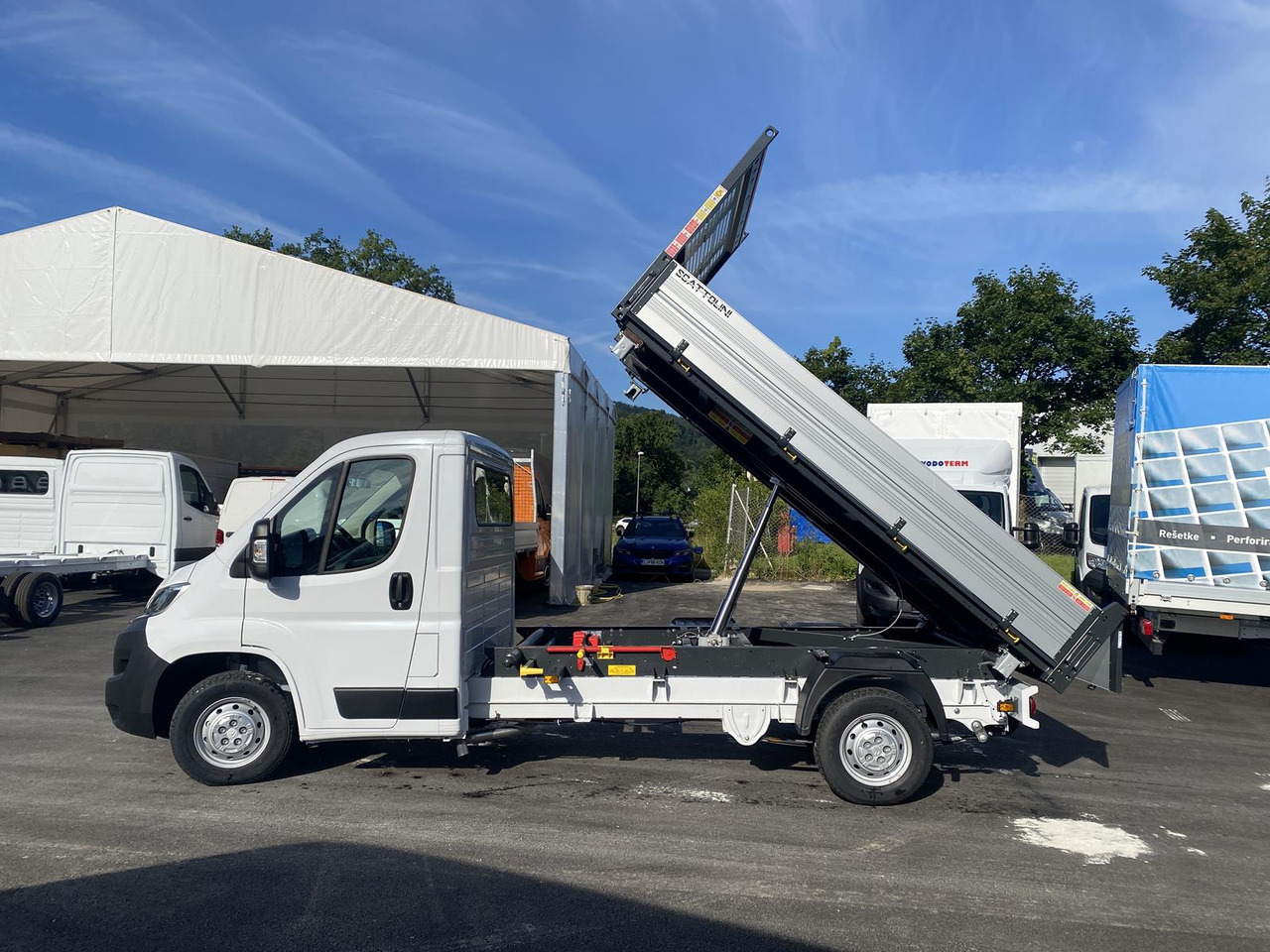 CITROEN ALTES MODELL JUMPER L3 1+2 165PS | SCATTOLINI DREISEITENKIPPER - Autoutilitară basculantă: Foto 3 CITROEN ALTES MODELL JUMPER L3 1+2 165PS | SCATTOLINI DREISEITENKIPPER - Autoutilitară basculantă: Foto 3