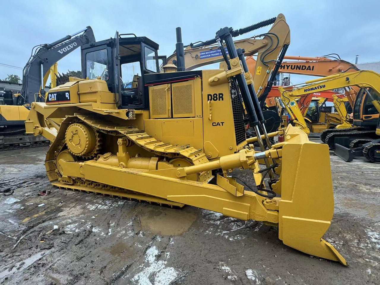 Caterpillar CAT D8R D8T D7H D7R D7G D7R D7E Used Bulldozer in Excellent Work Condition for Slae - Buldozer: Foto 4 Caterpillar CAT D8R D8T D7H D7R D7G D7R D7E Used Bulldozer in Excellent Work Condition for Slae - Buldozer: Foto 4