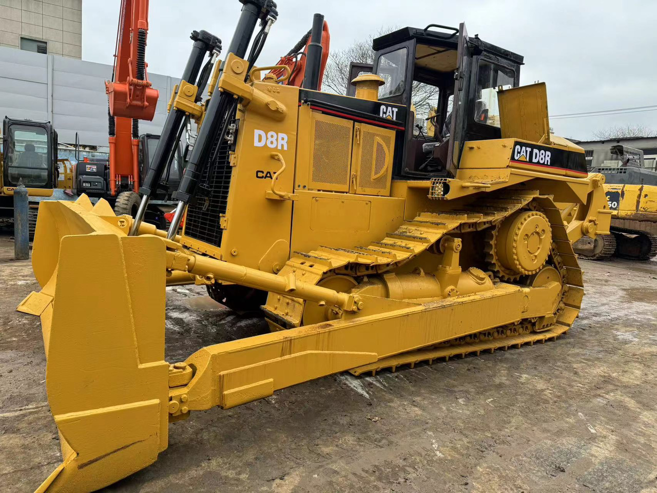 Caterpillar CAT D8R D8T D7H D7R D7G D7R D7E Used Bulldozer in Excellent Work Condition for Slae - Buldozer: Foto 1 Caterpillar CAT D8R D8T D7H D7R D7G D7R D7E Used Bulldozer in Excellent Work Condition for Slae - Buldozer: Foto 1