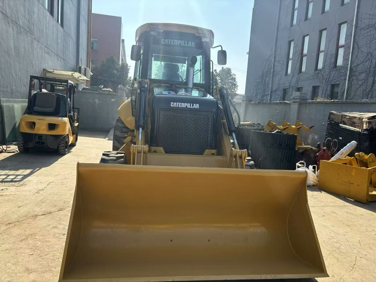 Caterpillar New Or Used CAT 420 Backhoe Loader CAT 420 420F JCB 3CX 4CX Backhoe Loaders in Good Quality - Buldoexcavator: Foto 5 Caterpillar New Or Used CAT 420 Backhoe Loader CAT 420 420F JCB 3CX 4CX Backhoe Loaders in Good Quality - Buldoexcavator: Foto 5
