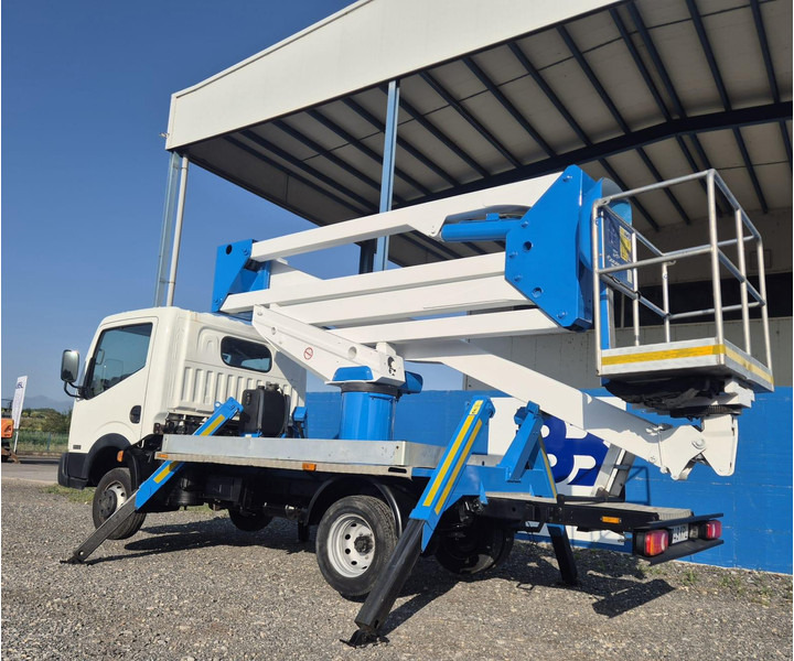 Nissan CABSTAR 35.12 SOCAGE DA320 - Camion, Camion cu macara: Foto 4 Nissan CABSTAR 35.12 SOCAGE DA320 - Camion, Camion cu macara: Foto 4