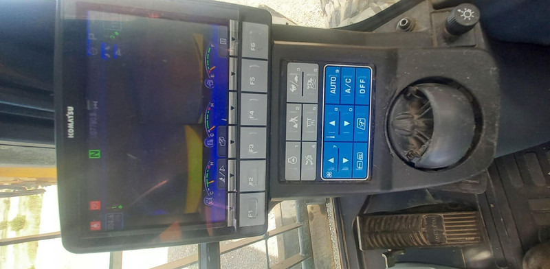 Komatsu PW180-10 în leasing Komatsu PW180-10: Foto 17 Komatsu PW180-10 în leasing Komatsu PW180-10: Foto 17