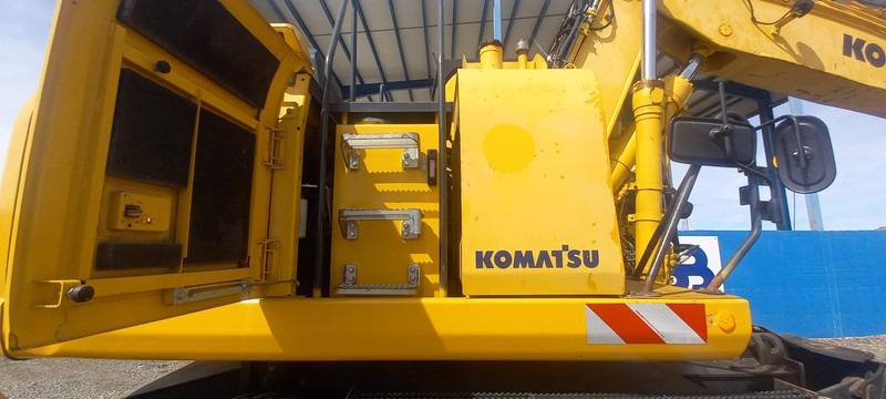 Komatsu PW180-10 în leasing Komatsu PW180-10: Foto 8 Komatsu PW180-10 în leasing Komatsu PW180-10: Foto 8