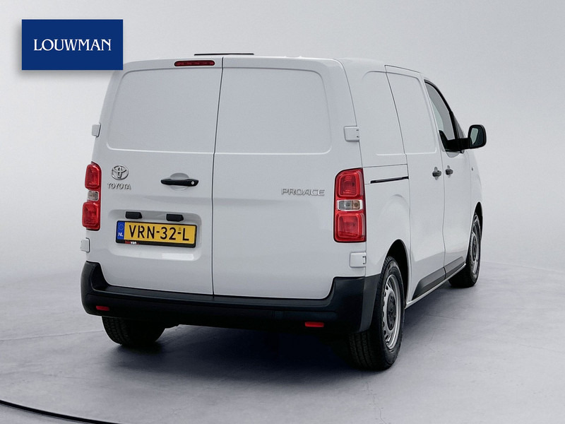 Toyota ProAce Compact 1.5 D-4D Live Navigator Navigatie Cruise control Betimmering - Autoutilitară compactă: Foto 3 Toyota ProAce Compact 1.5 D-4D Live Navigator Navigatie Cruise control Betimmering - Autoutilitară compactă: Foto 3
