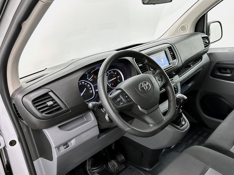 Toyota ProAce Compact 1.5 D-4D Live Navigator Navigatie Cruise control Betimmering - Autoutilitară compactă: Foto 5 Toyota ProAce Compact 1.5 D-4D Live Navigator Navigatie Cruise control Betimmering - Autoutilitară compactă: Foto 5