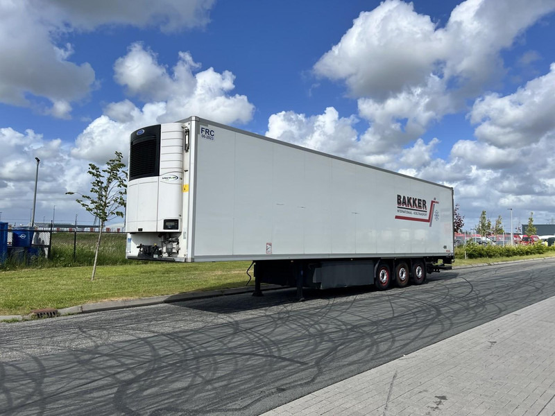 Kögel 3 - assige koeloplegger Carrier vector 1550 - Semiremorcă frigider: Foto 1 Kögel 3 - assige koeloplegger Carrier vector 1550 - Semiremorcă frigider: Foto 1