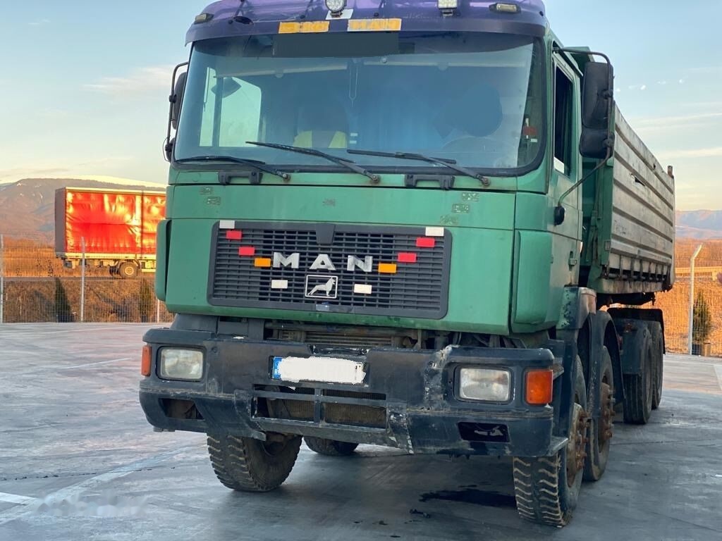 MAN 41-422 - Trakker 8x4 - Diferential 100 TONE - Camion basculantă: Foto 3 MAN 41-422 - Trakker 8x4 - Diferential 100 TONE - Camion basculantă: Foto 3