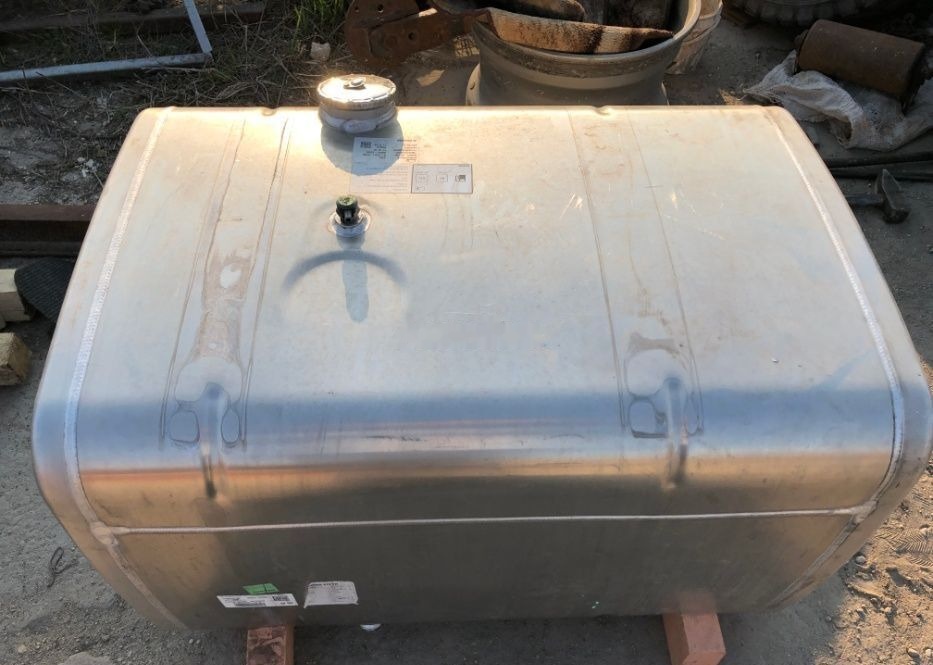 Nou marca MAGNA MAN TGX - Rezervor combustibil pentru Camion: Foto 4 Nou marca MAGNA MAN TGX - Rezervor combustibil pentru Camion: Foto 4