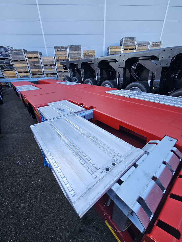 GOLDHOFER STN-L 4 (205) A RM2 "STEPSTAR" NEW - Semiremorcă transport agabaritic: Foto 5 GOLDHOFER STN-L 4 (205) A RM2 "STEPSTAR" NEW - Semiremorcă transport agabaritic: Foto 5