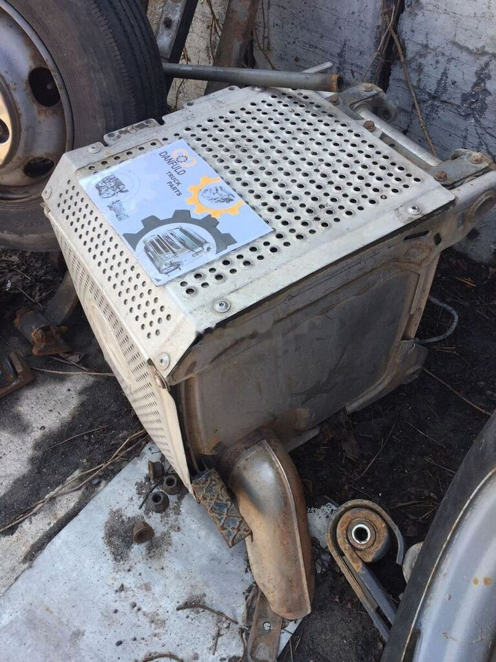 Mercedes-Benz Axor OM457LA truck - Convertor catalitic pentru Camion: Foto 2 Mercedes-Benz Axor OM457LA truck - Convertor catalitic pentru Camion: Foto 2