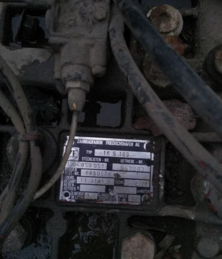 ZF 16S109 Renault - Cutie de viteze pentru Camion: Foto 4 ZF 16S109 Renault - Cutie de viteze pentru Camion: Foto 4