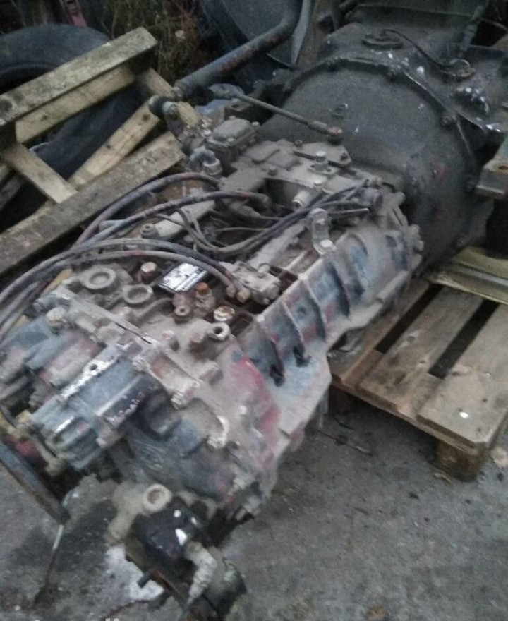 ZF 16S109 Renault - Cutie de viteze pentru Camion: Foto 2 ZF 16S109 Renault - Cutie de viteze pentru Camion: Foto 2