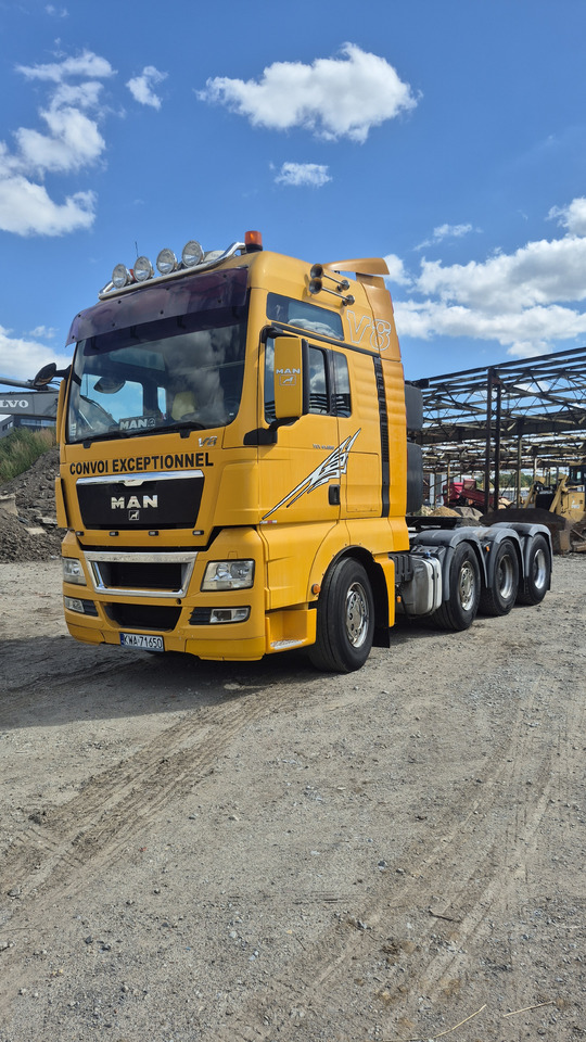 MAN TGX 41.680 - Cap tractor: Foto 3 MAN TGX 41.680 - Cap tractor: Foto 3