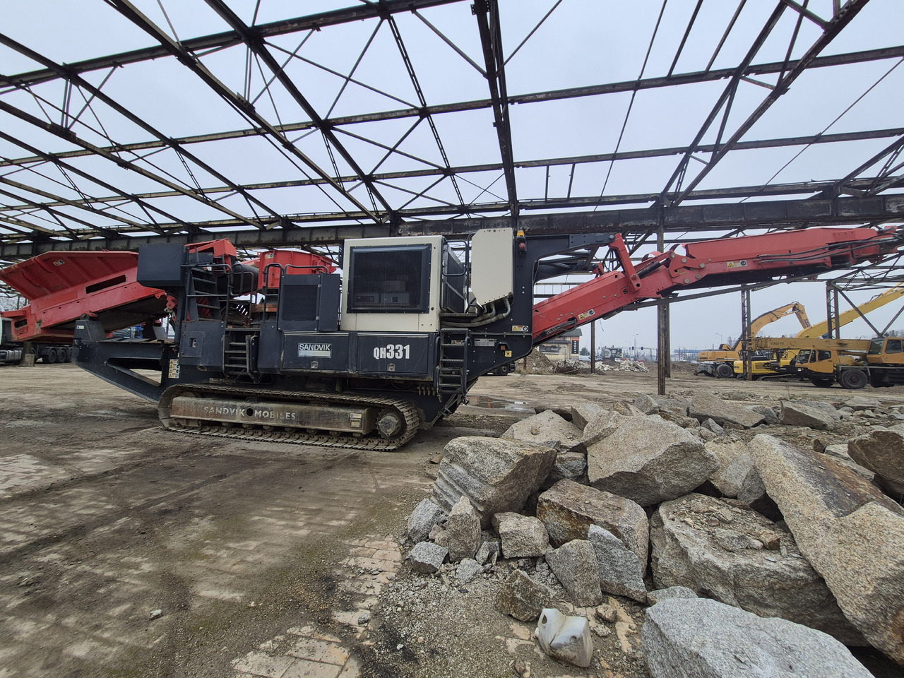 SANDVIK QH331 - Concasor conice: Foto 3 SANDVIK QH331 - Concasor conice: Foto 3