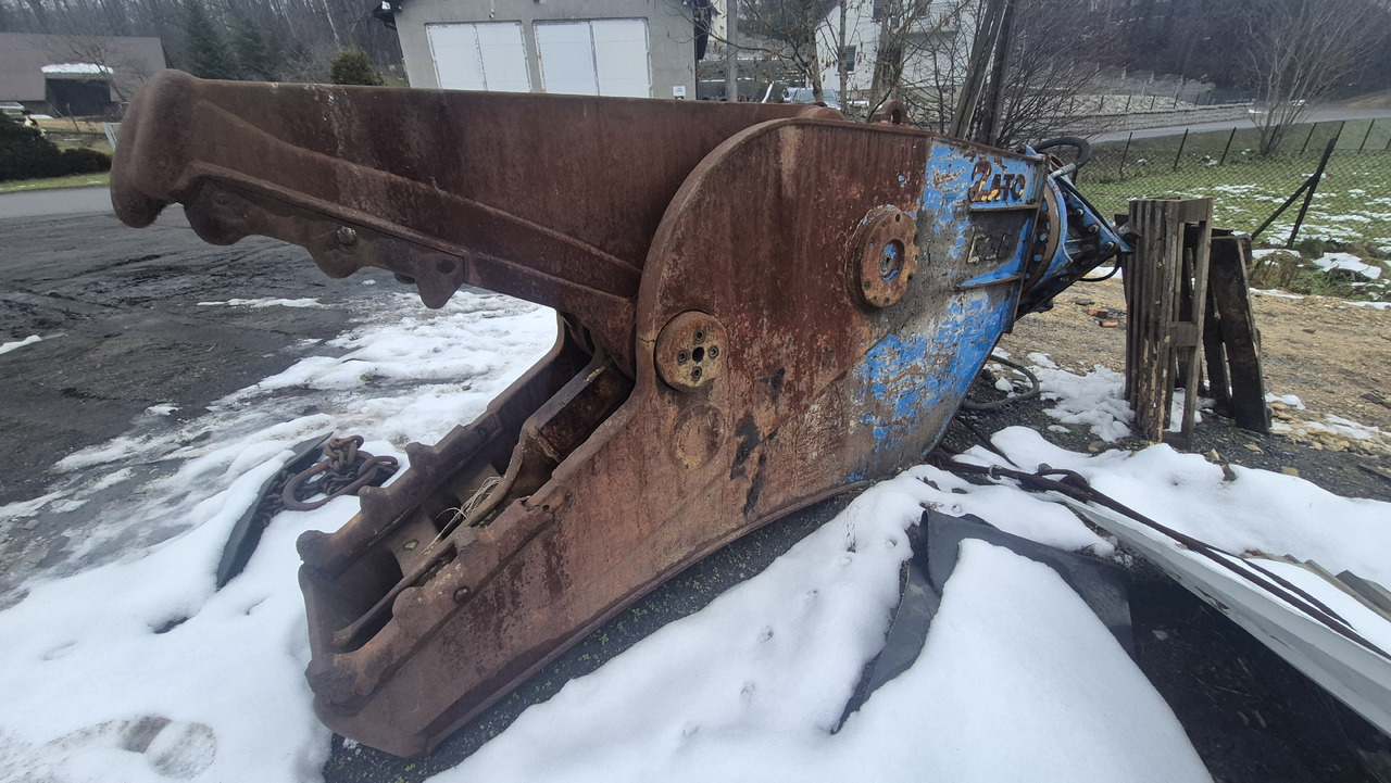 ZATO G36 - Foarfece hidraulic pentru Excavator pentru demolări: Foto 4 ZATO G36 - Foarfece hidraulic pentru Excavator pentru demolări: Foto 4