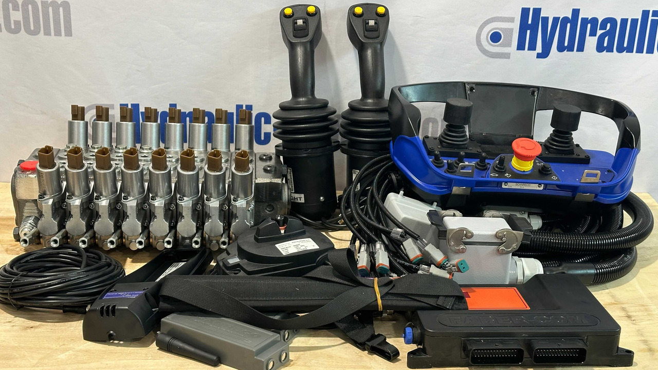 Set Scanreco RC400 with Walvoil DPX100 Liebherr, Demag, Grove, Tadano - Remorcă forestieră: Foto 1 Set Scanreco RC400 with Walvoil DPX100 Liebherr, Demag, Grove, Tadano - Remorcă forestieră: Foto 1