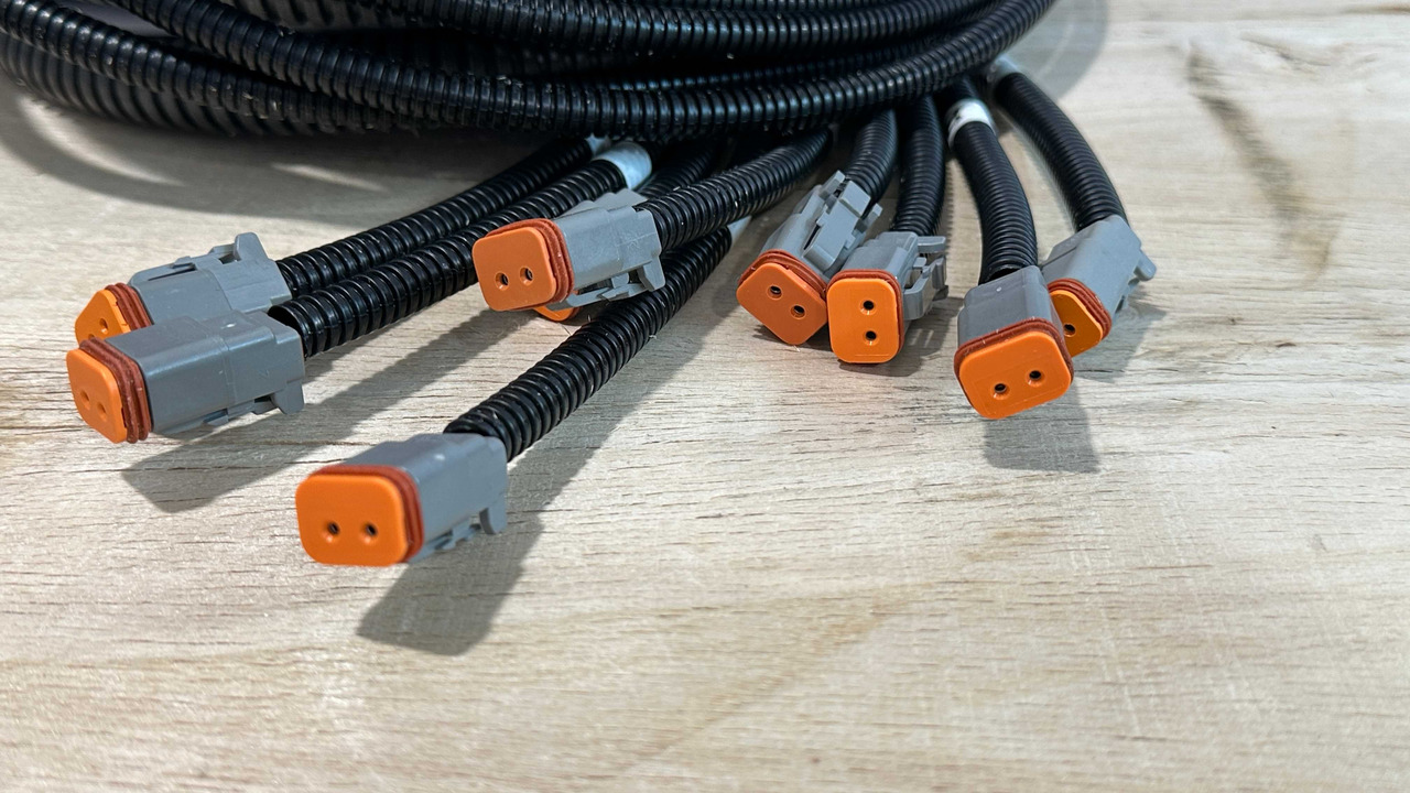 Set Scanreco RC400 with Walvoil DPX100 Liebherr, PM Group, Effer, Hiab - Remorcă forestieră: Foto 4 Set Scanreco RC400 with Walvoil DPX100 Liebherr, PM Group, Effer, Hiab - Remorcă forestieră: Foto 4