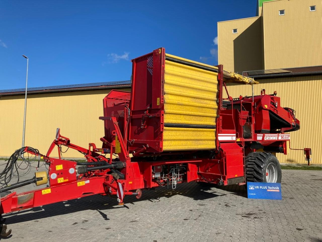 Grimme SE 150-60 - Combină de recoltat cartofi: Foto 1 Grimme SE 150-60 - Combină de recoltat cartofi: Foto 1