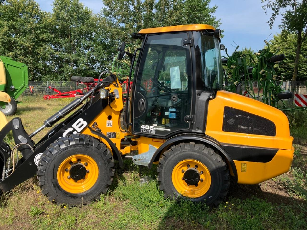 JCB 406 AGRI - Încărcător frontal pe pneuri: Foto 2 JCB 406 AGRI - Încărcător frontal pe pneuri: Foto 2