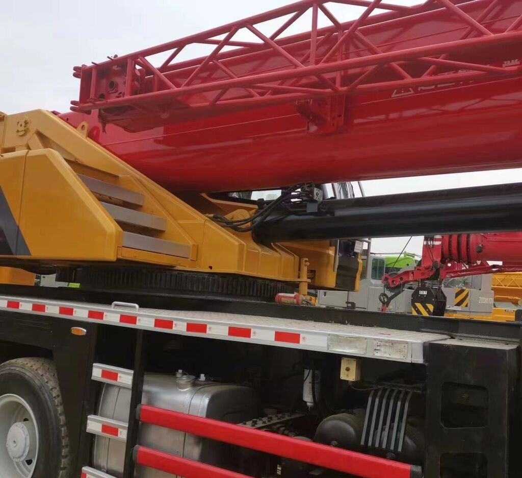 Sany STC800 - Automacara: Foto 5 Sany STC800 - Automacara: Foto 5