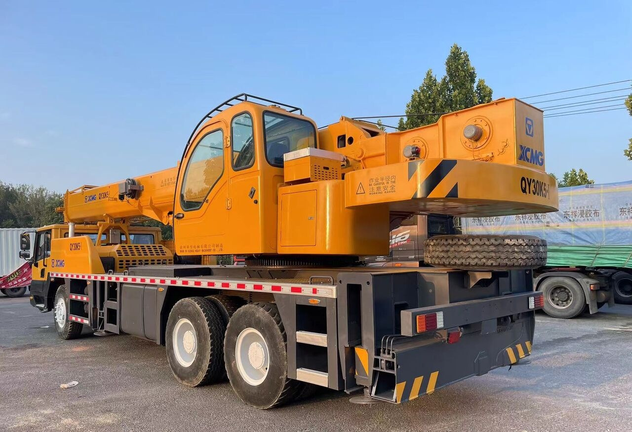 XCMG QY30K5-1 - Automacara: Foto 4 XCMG QY30K5-1 - Automacara: Foto 4