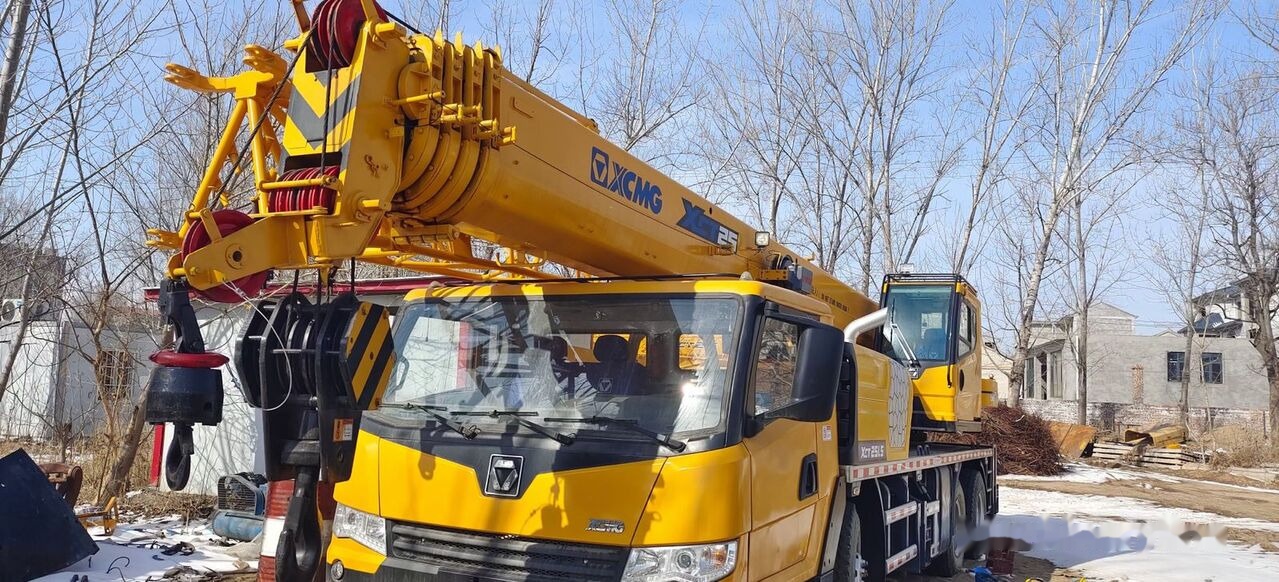 XCMG XCT25 - Automacara: Foto 1 XCMG XCT25 - Automacara: Foto 1