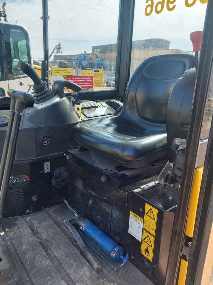 JCB 19 C! - Mini excavator: Foto 4 JCB 19 C! - Mini excavator: Foto 4