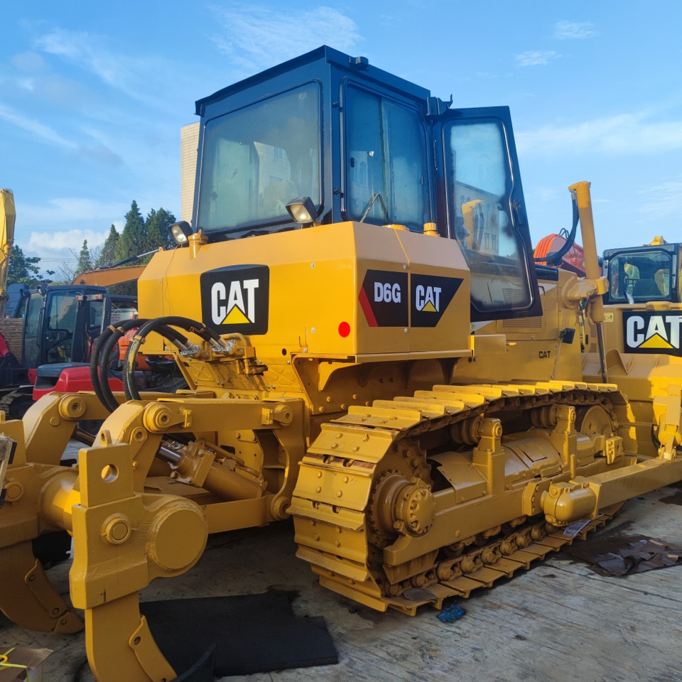CAT D6G Bulldozer - Buldozer: Foto 4 CAT D6G Bulldozer - Buldozer: Foto 4