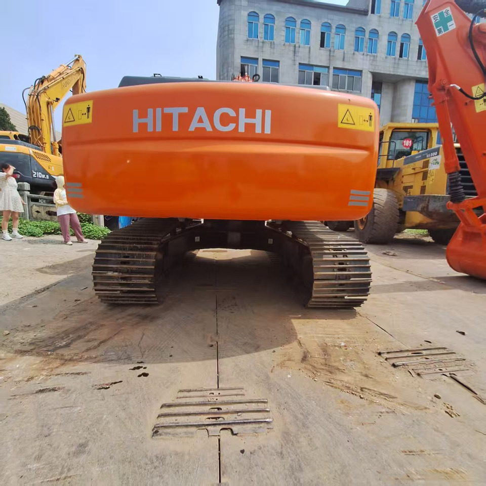 Hitachi ZX200 Excavator - Excavator pe şenile: Foto 5 Hitachi ZX200 Excavator - Excavator pe şenile: Foto 5