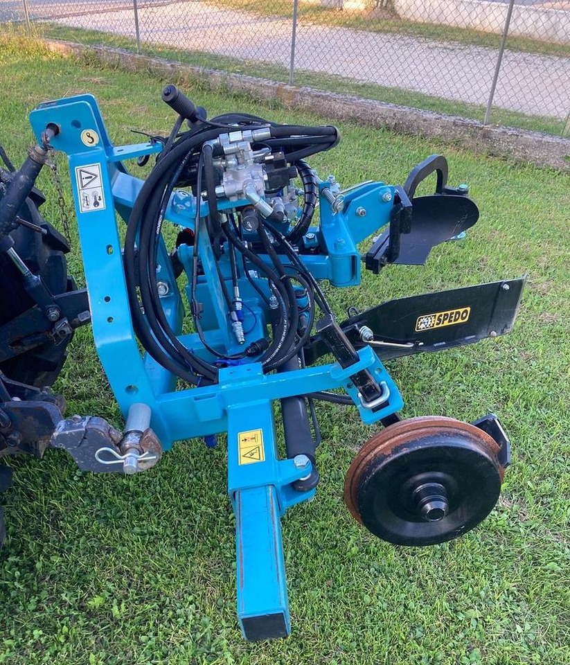Interceppo Spedo Eco Iseo - Maşină pentru prelucrarea solului: Foto 1 Interceppo Spedo Eco Iseo - Maşină pentru prelucrarea solului: Foto 1