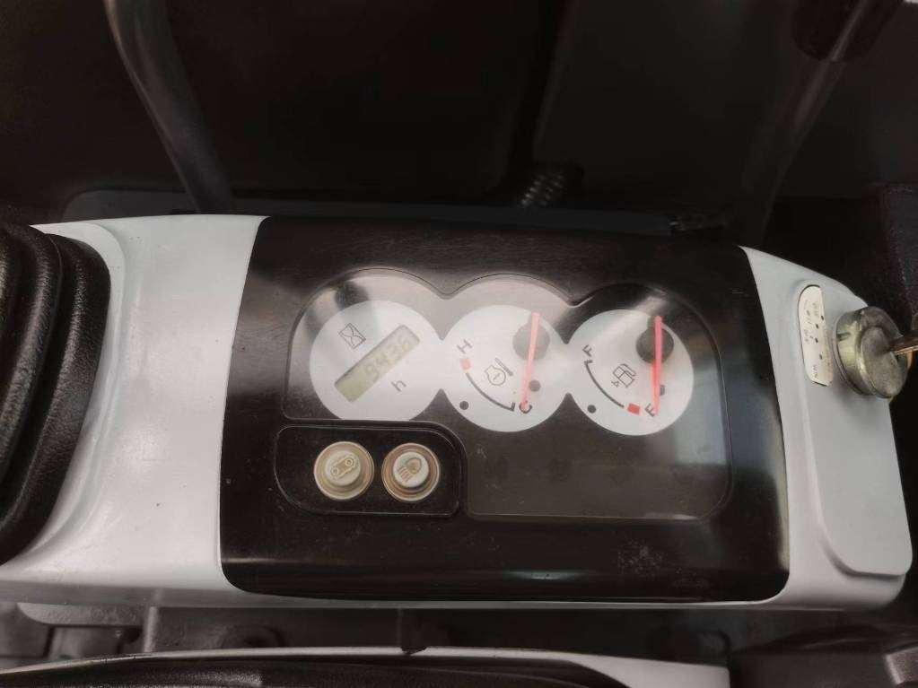 Komatsu PC 35 - Mini excavator: Foto 4 Komatsu PC 35 - Mini excavator: Foto 4