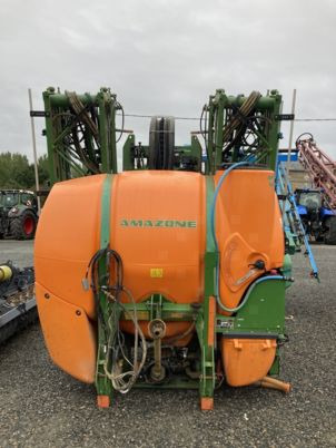 Amazone UF 1201 PREMIUM - Maşină de erbicidat purtata: Foto 1 Amazone UF 1201 PREMIUM - Maşină de erbicidat purtata: Foto 1