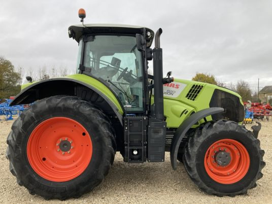 Claas AXION 820 CEBIS - Tractor agricol: Foto 5 Claas AXION 820 CEBIS - Tractor agricol: Foto 5