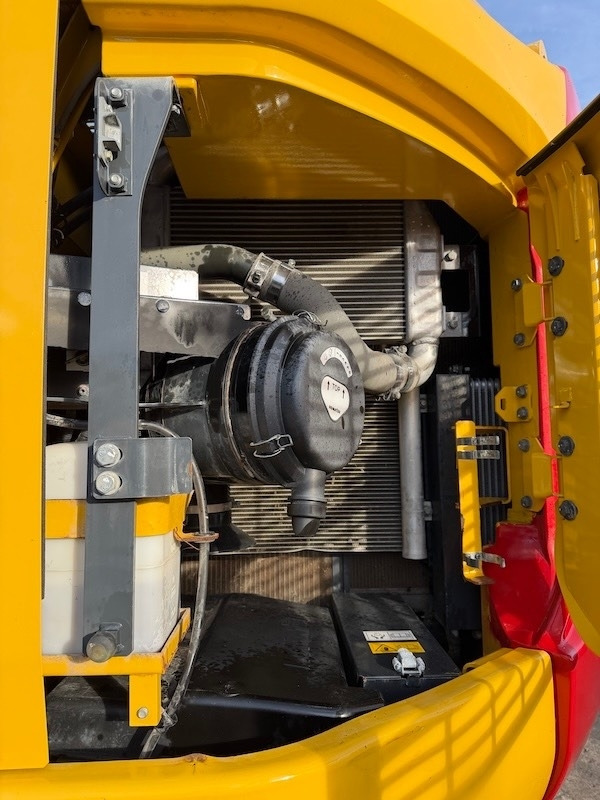 Excavator pe şenile Komatsu PC 228 USLC-11: Foto 6 Excavator pe şenile Komatsu PC 228 USLC-11: Foto 6