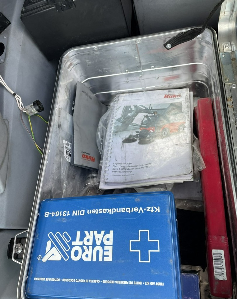 Inna Inny Hako Citymaster 2000 Zamiatarka 2016 - Măturătoare stradală: Foto 5 Inna Inny Hako Citymaster 2000 Zamiatarka 2016 - Măturătoare stradală: Foto 5