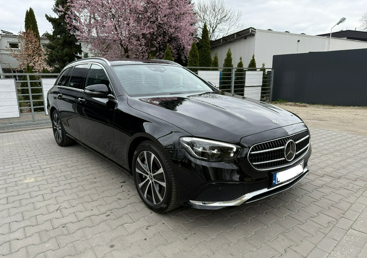 Automobil Mercedes-Benz Klasa E E300de EQ-Power Hybrid 50km na prądzie 2.0d 306KM Avantgarde Panoram: Foto 6 Automobil Mercedes-Benz Klasa E E300de EQ-Power Hybrid 50km na prądzie 2.0d 306KM Avantgarde Panoram: Foto 6
