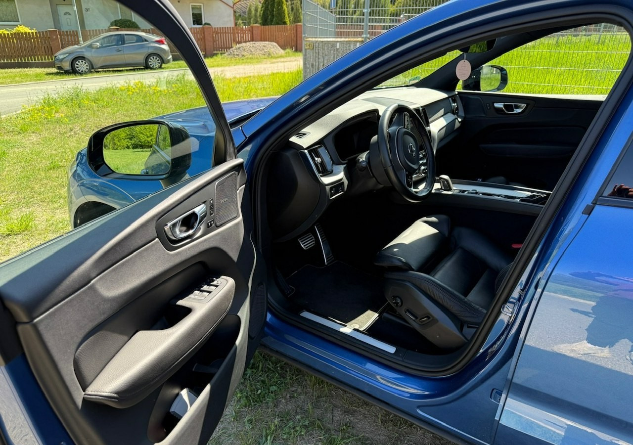 SUV Volvo XC60 II XC60 R-design 2.0D5 235KM Automat Navi Kamery360 Panorama HAK Harman: Foto 8