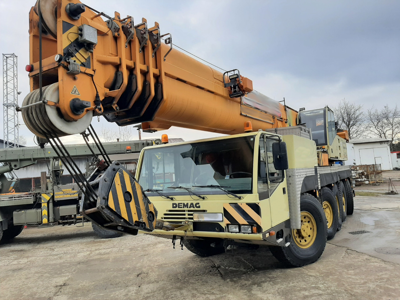 TEREX DEMAG AC100 - Automacara: Foto 3 TEREX DEMAG AC100 - Automacara: Foto 3