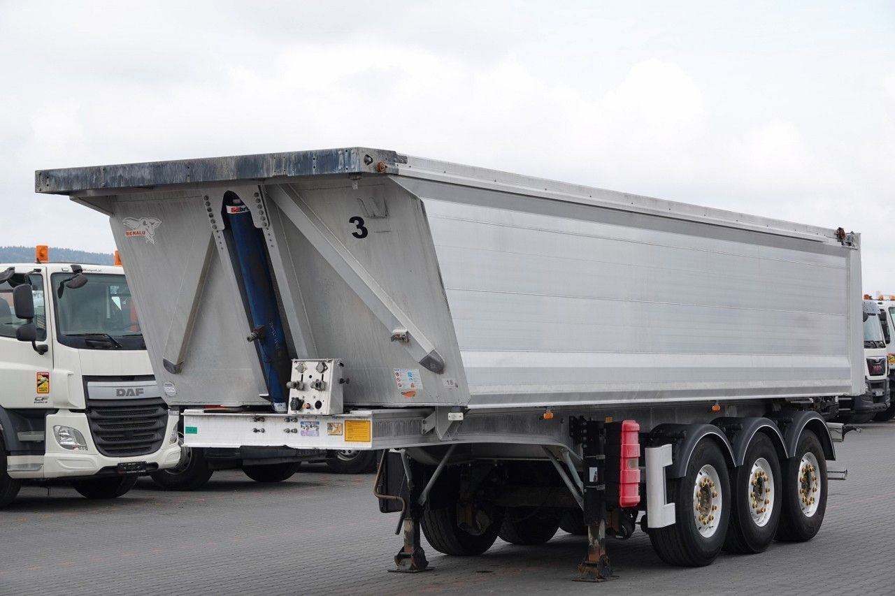 Benalu WYWROTKA / 26 m3 / ALUMINIOWA / OŚ PODNOSZONA / - Semiremorcă basculantă: Foto 1 Benalu WYWROTKA / 26 m3 / ALUMINIOWA / OŚ PODNOSZONA / - Semiremorcă basculantă: Foto 1