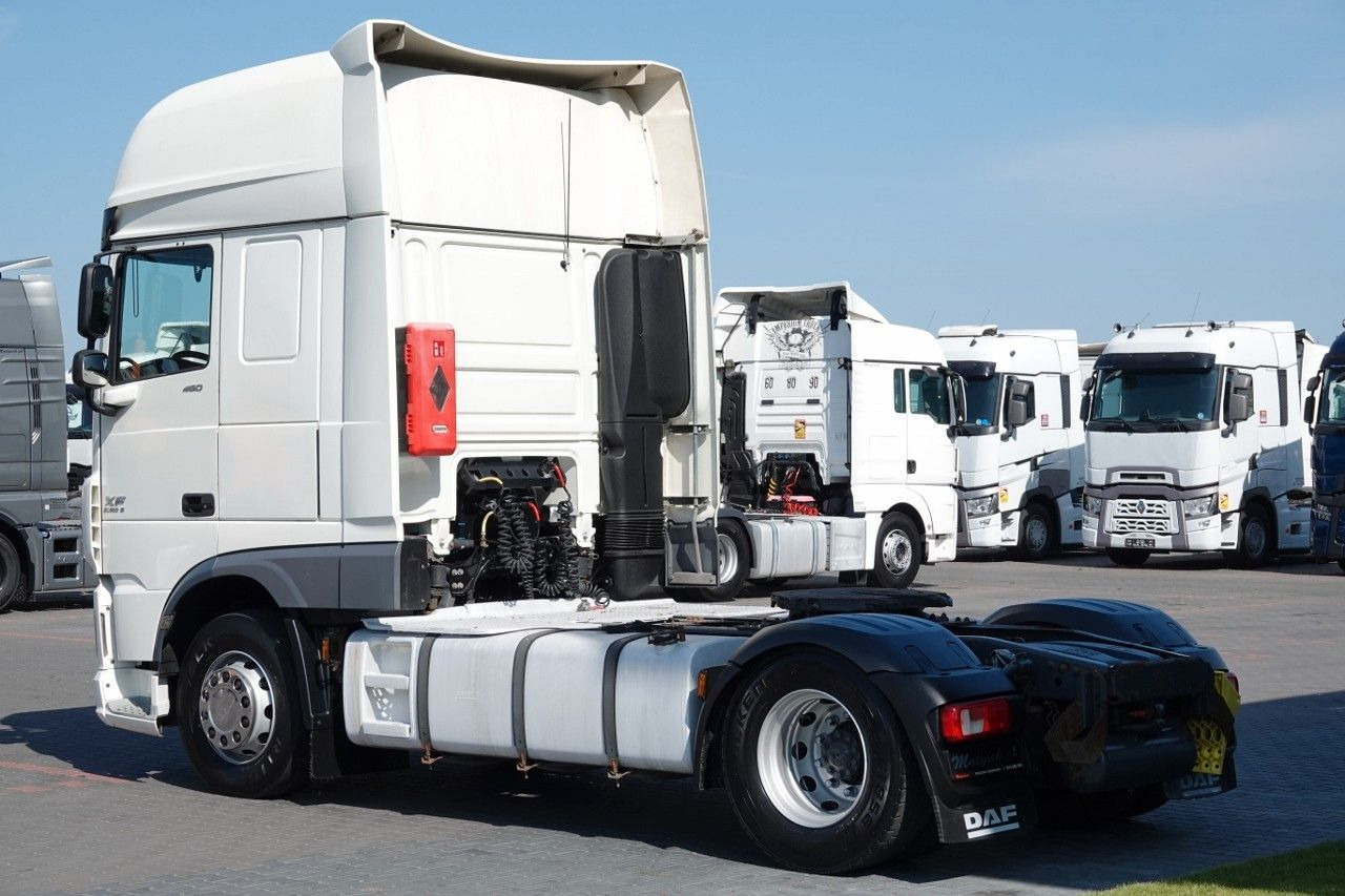 DAF XF 460 / MANUAL / STANDARD / SUPER SPACE CAB - Cap tractor: Foto 4 DAF XF 460 / MANUAL / STANDARD / SUPER SPACE CAB - Cap tractor: Foto 4