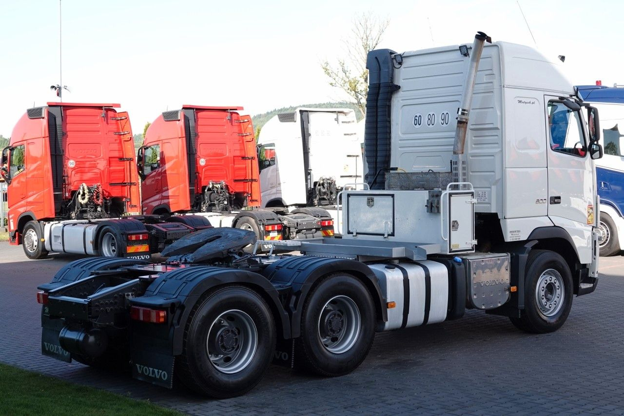 Volvo FH 16 / 600 / 6x4 / DMC: 180.000 KG !! / SPROWAD - Cap tractor: Foto 5 Volvo FH 16 / 600 / 6x4 / DMC: 180.000 KG !! / SPROWAD - Cap tractor: Foto 5