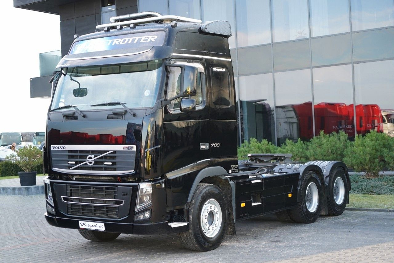 Volvo FH16 / 700 / 6x4 / HYDRAULIKA / RETARDER / 3 OSI - Cap tractor: Foto 5 Volvo FH16 / 700 / 6x4 / HYDRAULIKA / RETARDER / 3 OSI - Cap tractor: Foto 5
