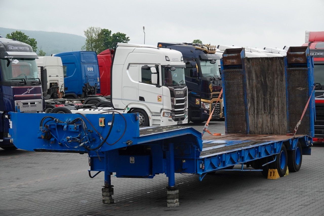 Kaiser LAWETA NISKOPODWOZIOWA / NAJAZDY HYDRAULICZNE / - Semiremorcă transport agabaritic: Foto 1 Kaiser LAWETA NISKOPODWOZIOWA / NAJAZDY HYDRAULICZNE / - Semiremorcă transport agabaritic: Foto 1