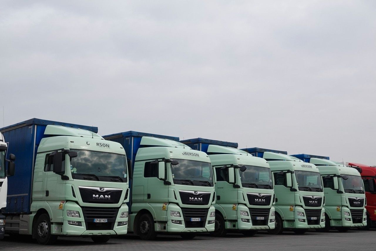 MAN TGX 26.460 / ZESTAW TANDEM PRZEJAZDOWY / 120 M3 - Camion cu prelată: Foto 1 MAN TGX 26.460 / ZESTAW TANDEM PRZEJAZDOWY / 120 M3 - Camion cu prelată: Foto 1