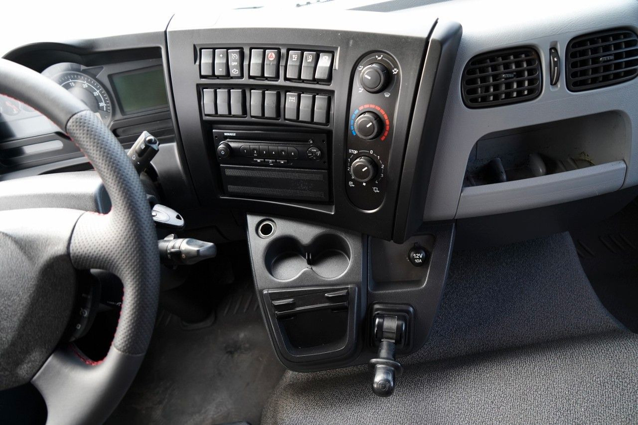 Camion furgon Renault D 210 / 4x2 / KONTENER / 8,6 M / MOCNA PODŁOGA /: Foto 32 Camion furgon Renault D 210 / 4x2 / KONTENER / 8,6 M / MOCNA PODŁOGA /: Foto 32