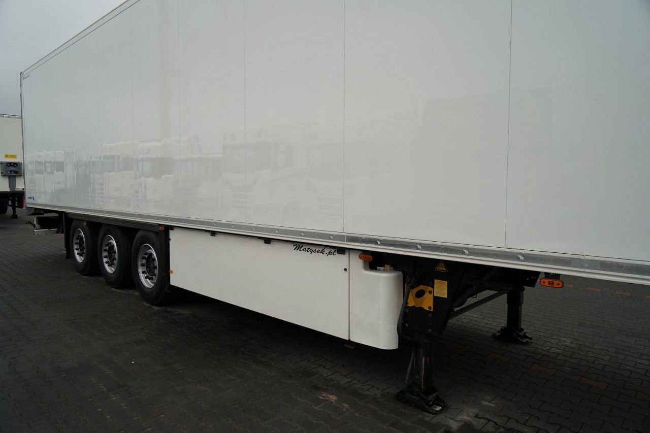 Semiremorcă frigider Schmitz Cargobull CHŁODNIA / THERMO KING  / HAKÓWKA / OŚ PODNOSZO: Foto 9