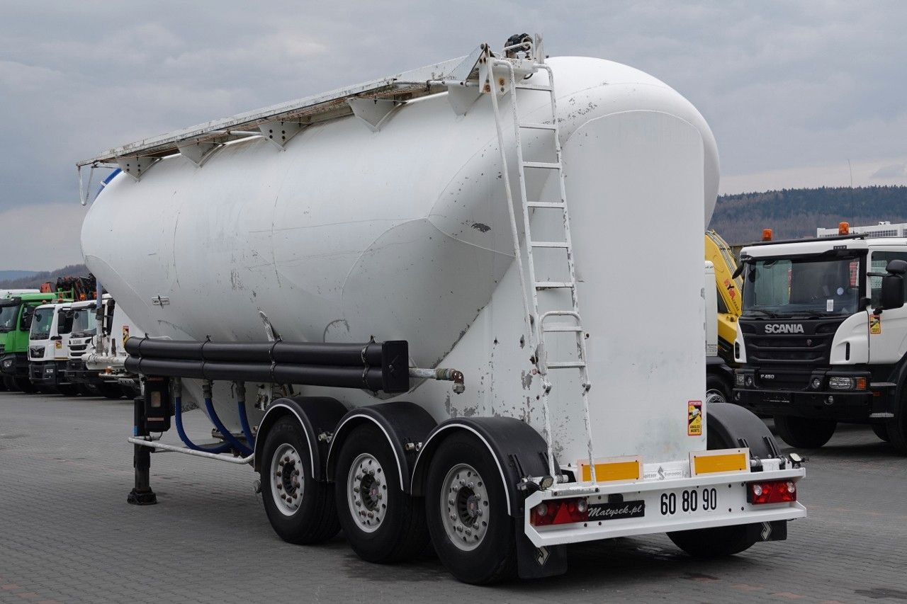 Spitzer CEMENTONACZEPA / 37 000 L / SILOS / 3 KOMORY / O - Semiremorcă siloz: Foto 3 Spitzer CEMENTONACZEPA / 37 000 L / SILOS / 3 KOMORY / O - Semiremorcă siloz: Foto 3