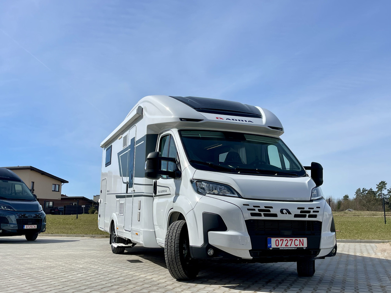 ADRIA Matrix 670 SL - Autorulotă semi-integrată: Foto 2 ADRIA Matrix 670 SL - Autorulotă semi-integrată: Foto 2